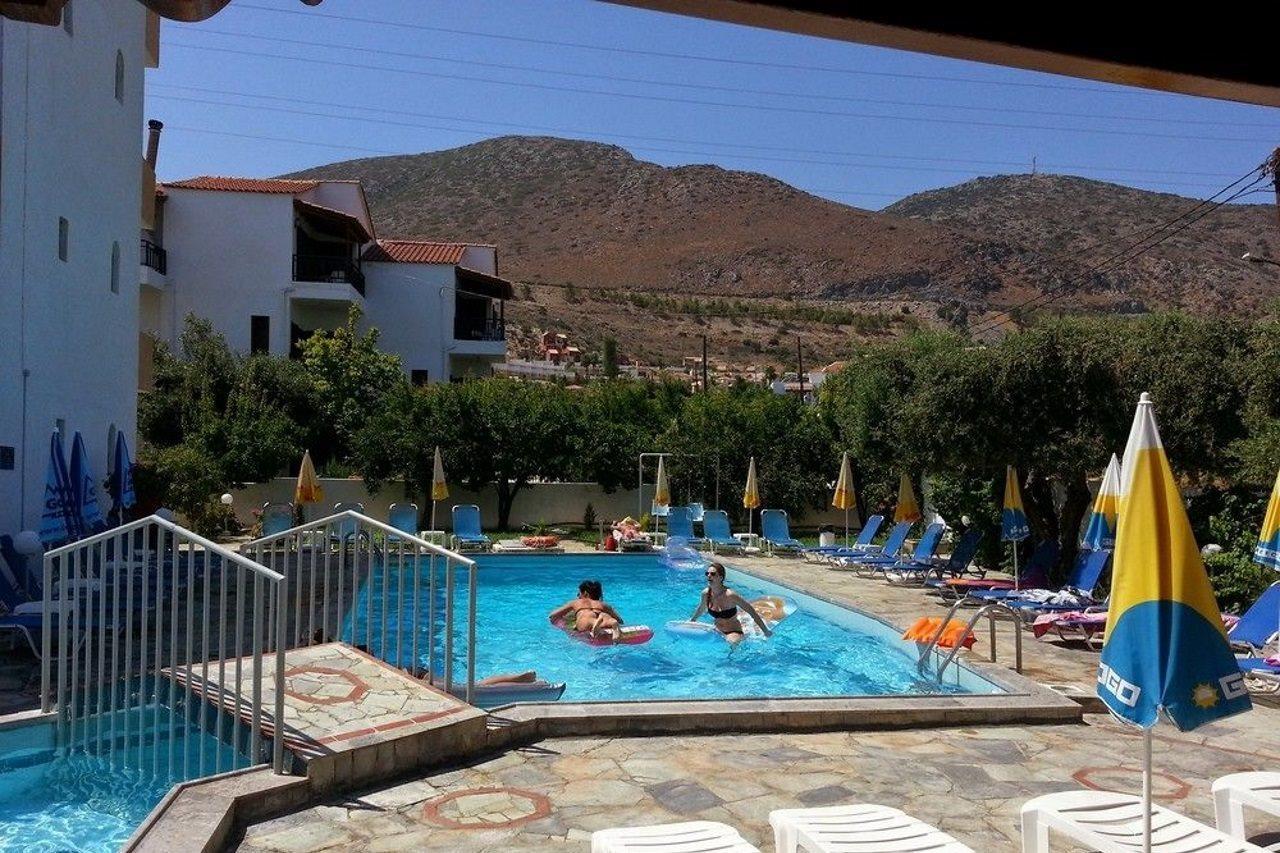 Krits Hotel Hersonissos  Exteriör bild