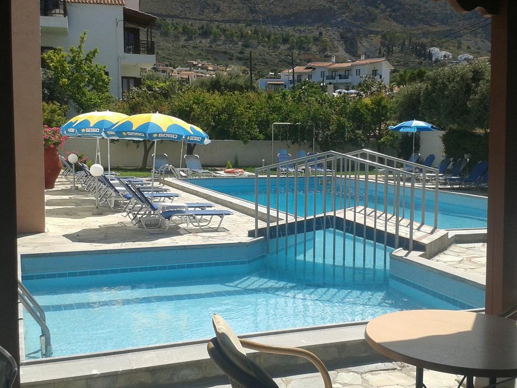 Krits Hotel Hersonissos  Exteriör bild