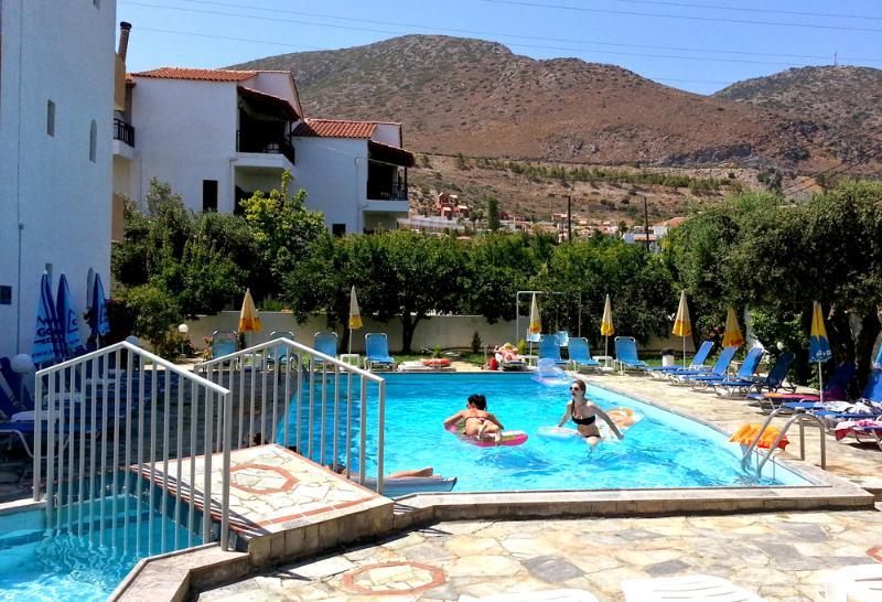 Krits Hotel Hersonissos  Exteriör bild