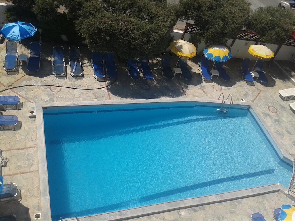 Krits Hotel Hersonissos  Exteriör bild